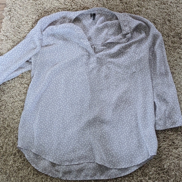 Women's shirt - Picture 1 of 1